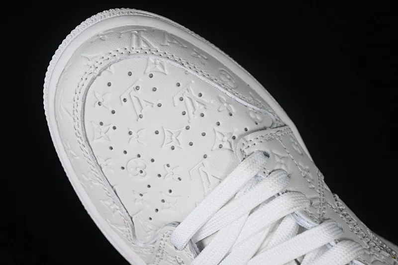 All categories Air Jordan Jordan series basketball shoes Air Jordan 1 Low LV x Travis Scott x Air Jordan 1 Low OG AJ1 Joe 1 undercut low top 1A9V87